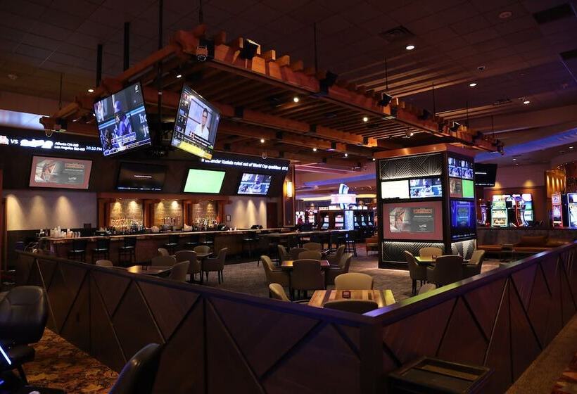 فندق Four Winds Casino Resort – New Buffalo