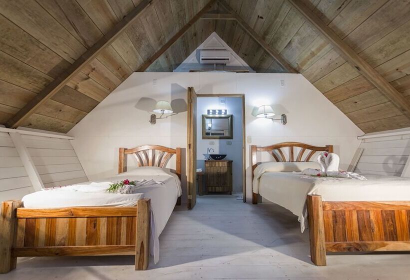 هتل Hacienda Tijax