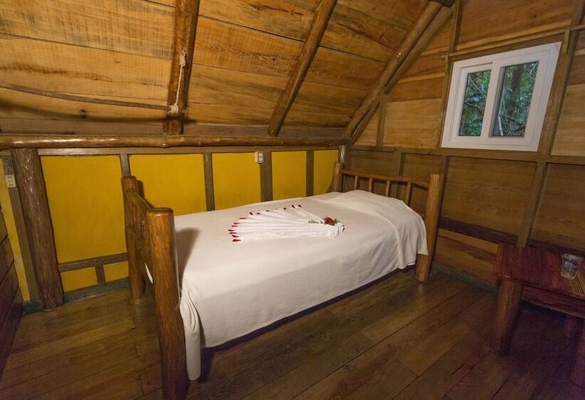 هتل Hacienda Tijax