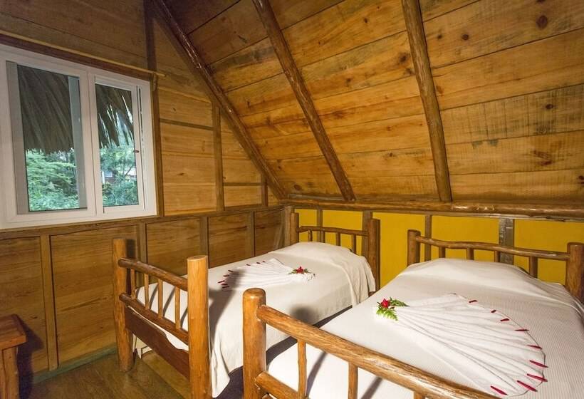 هتل Hacienda Tijax