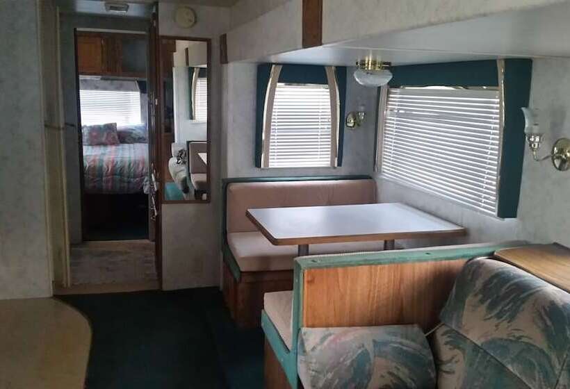 酒店 Lake Isabella Rv Resort