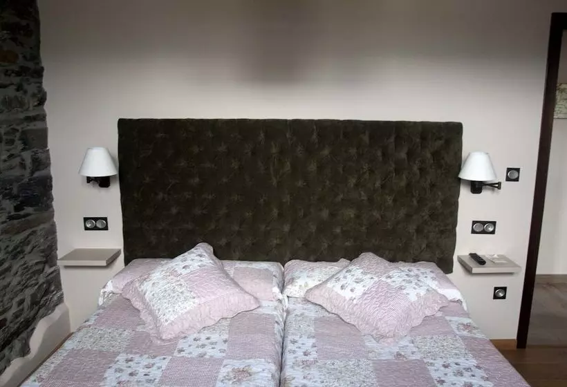 Maaseutuhotelli Casa Pacho Apartamentos Rurales