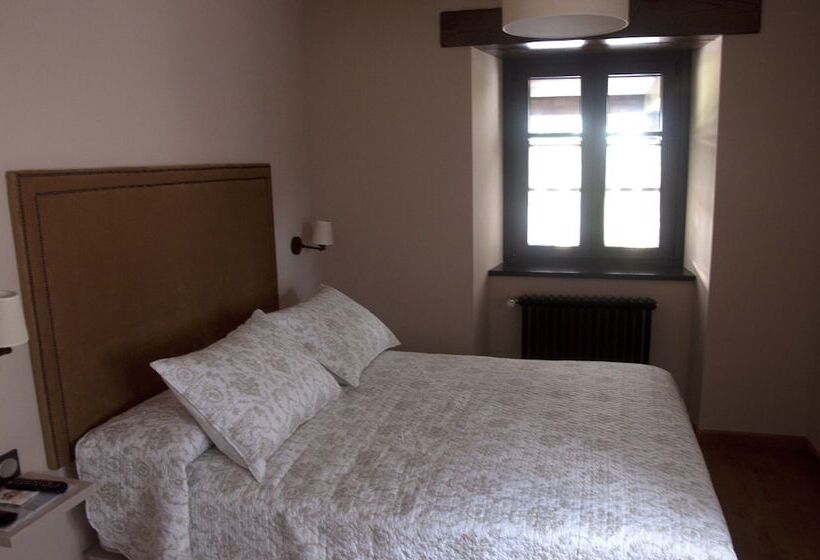 בית מלון כפרי Casa Pacho Apartamentos Rurales