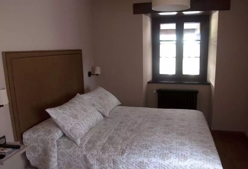 Maaseutuhotelli Casa Pacho Apartamentos Rurales