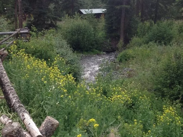 Maaseutuhotelli Yd Guest Ranch