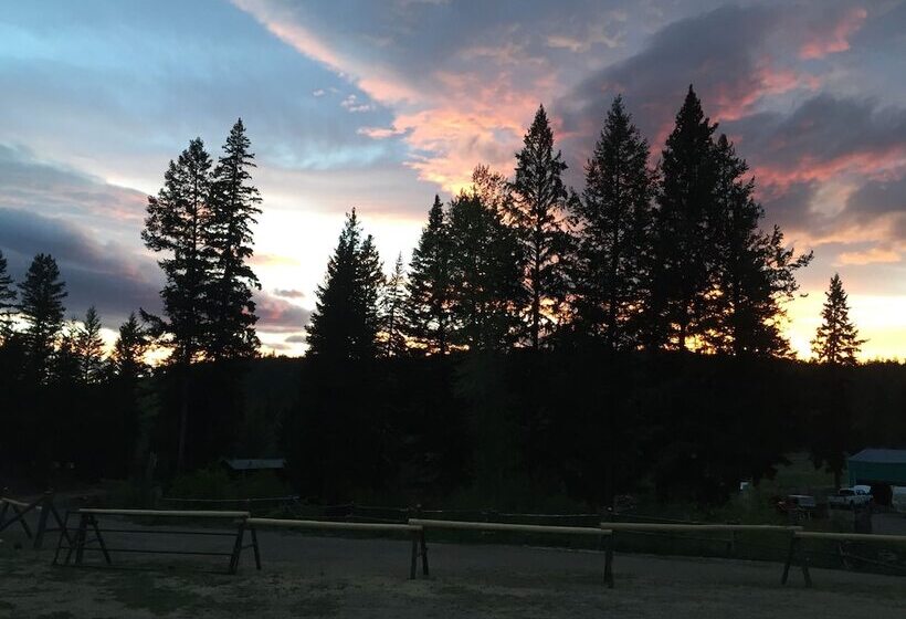 فندق ريفى Yd Guest Ranch