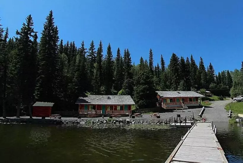 Lac Des Roches Resort