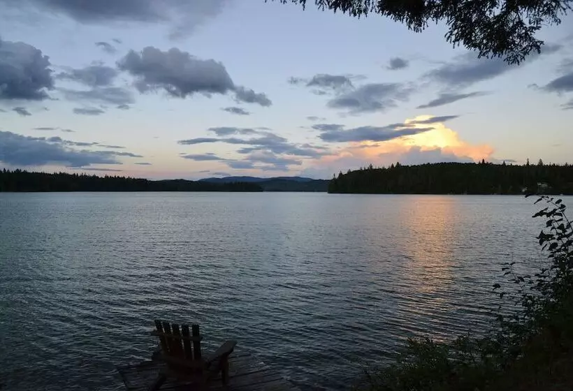 Lac Des Roches Resort