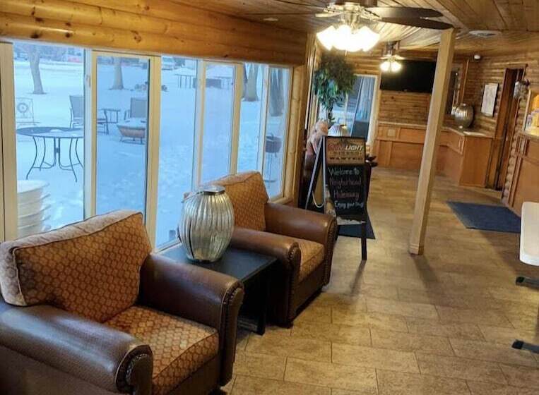 Motel Rumorz Neighborhood Hideaway