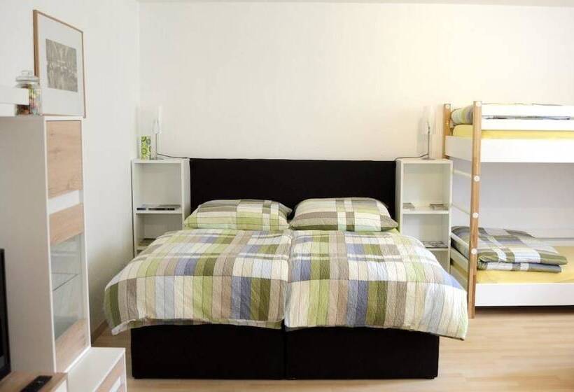 Pensão Ferienwohnung Lavate 2