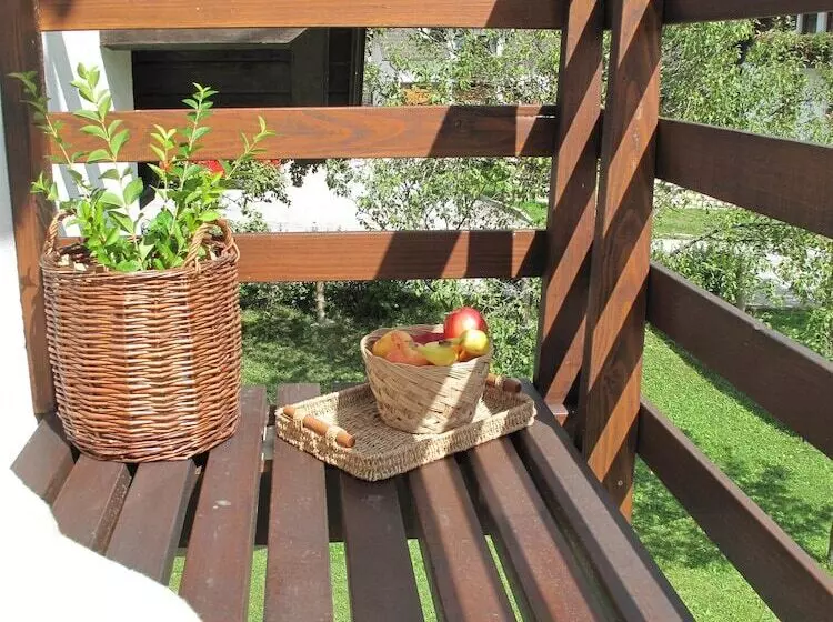 Majatalo Guesthouse Bor