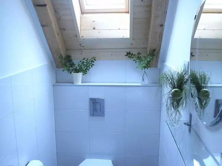 Majatalo Guesthouse Bor