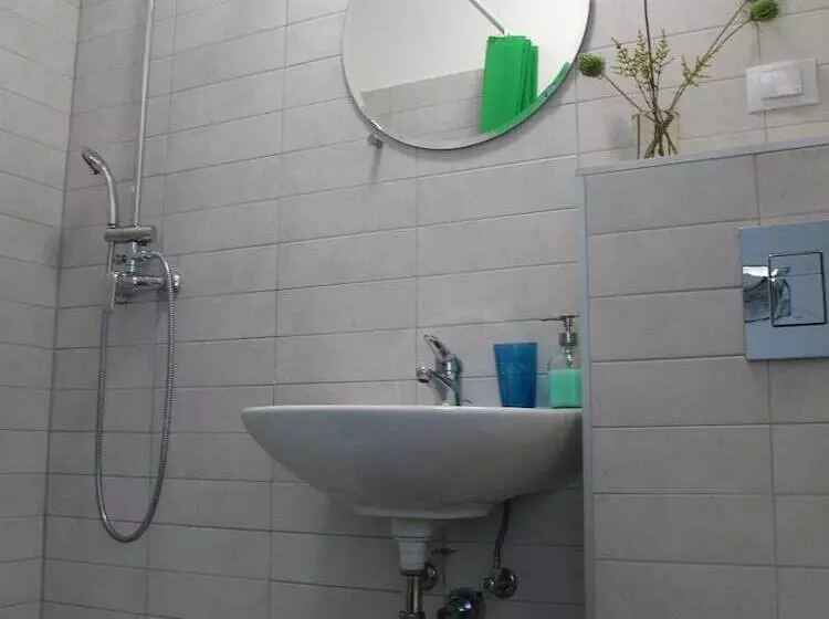 Majatalo Guesthouse Bor