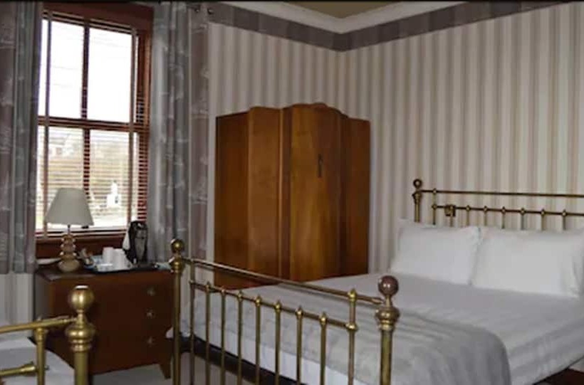 Majatalo Knysna House