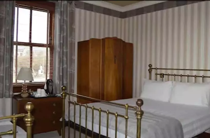 Majatalo Knysna House