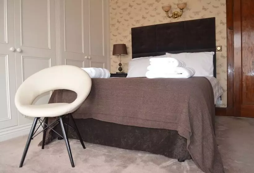 Majatalo Knysna House