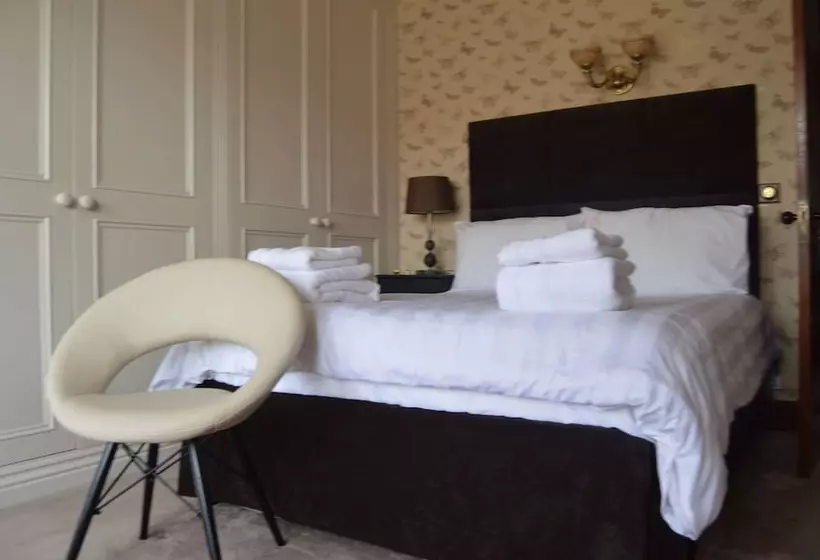 Majatalo Knysna House