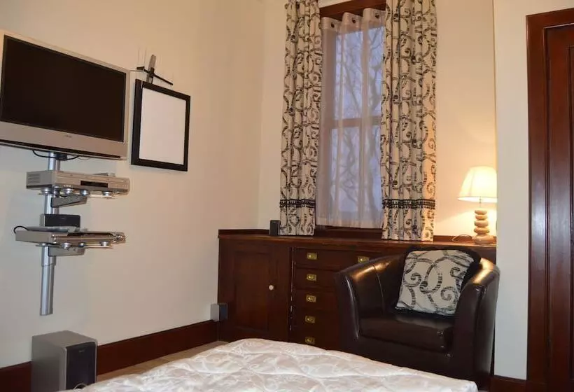 Majatalo Knysna House