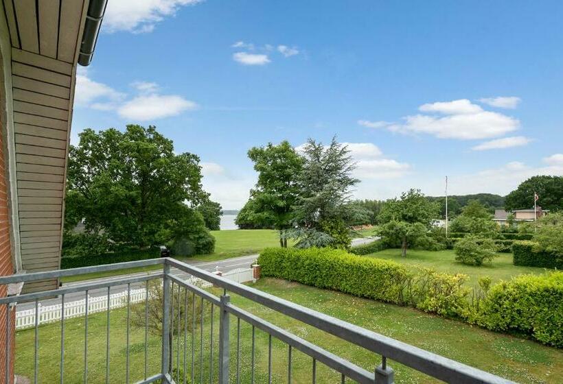 ペンション Kollund Rooms