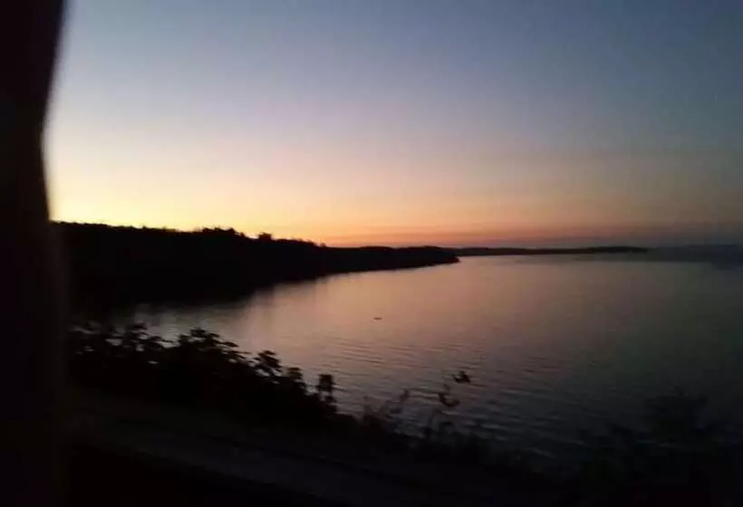 Majatalo Skiff Point Guest House