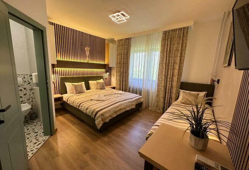 פנסיון Villa Mukinja