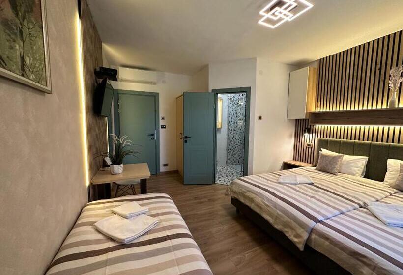 פנסיון Villa Mukinja