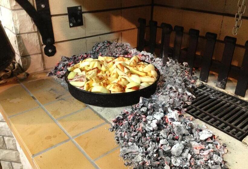 פנסיון Villa Mukinja