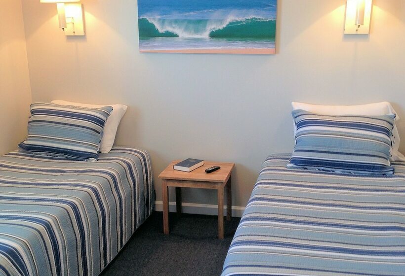 汽车旅馆  Village Marina