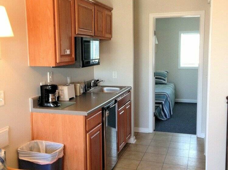 汽车旅馆  Village Marina