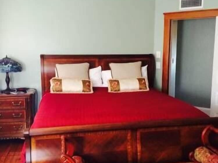 住宿加早餐  Parrish Grove Inn