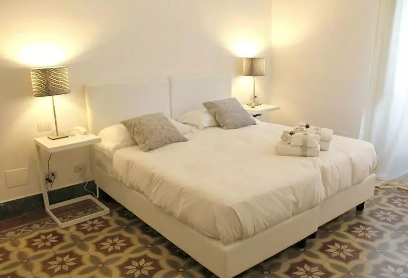 تختخواب و صبحانه Town House Messina