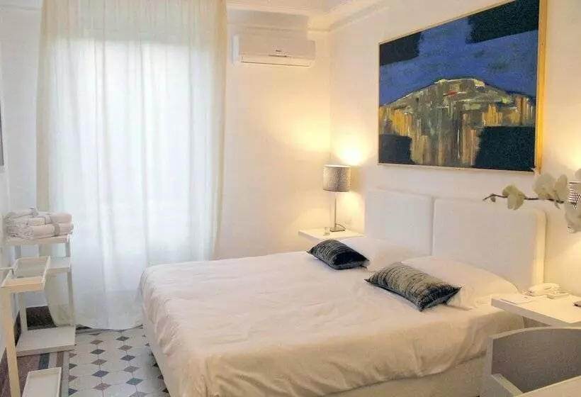 تختخواب و صبحانه Town House Messina