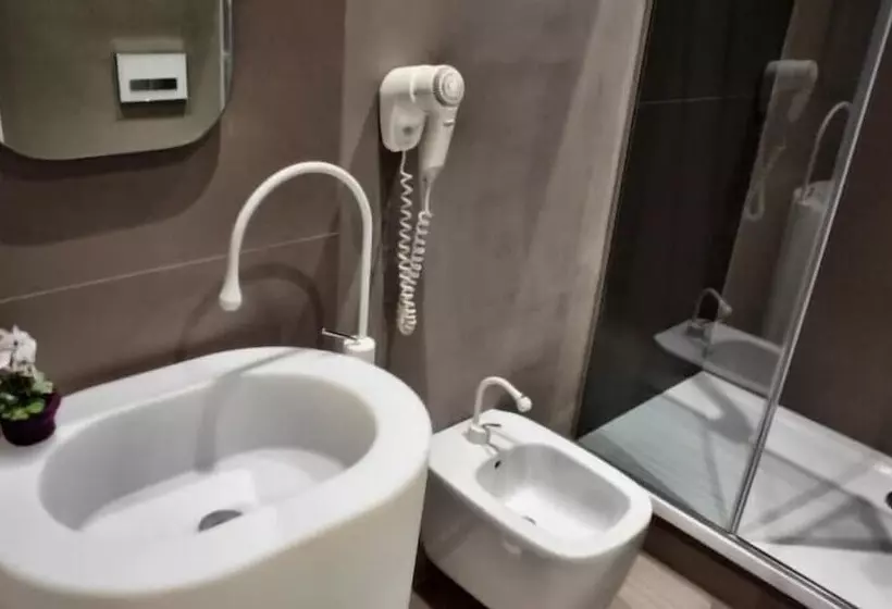 تختخواب و صبحانه Town House Messina
