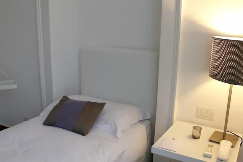 민박 Town House Messina