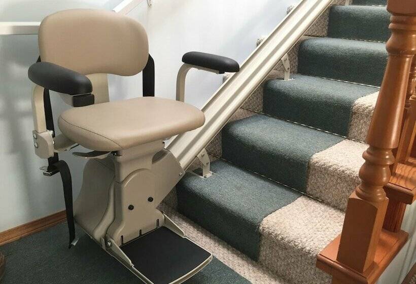 Crown House Bed & Breakfast