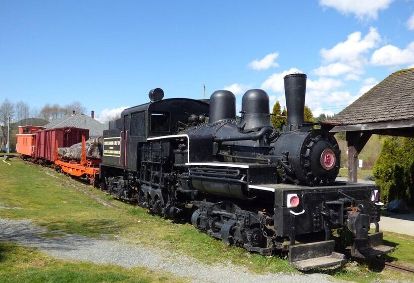 Crown House Bed & Breakfast