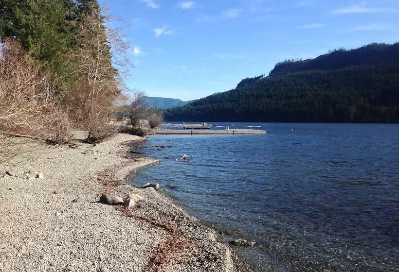 Crown House Bed & Breakfast