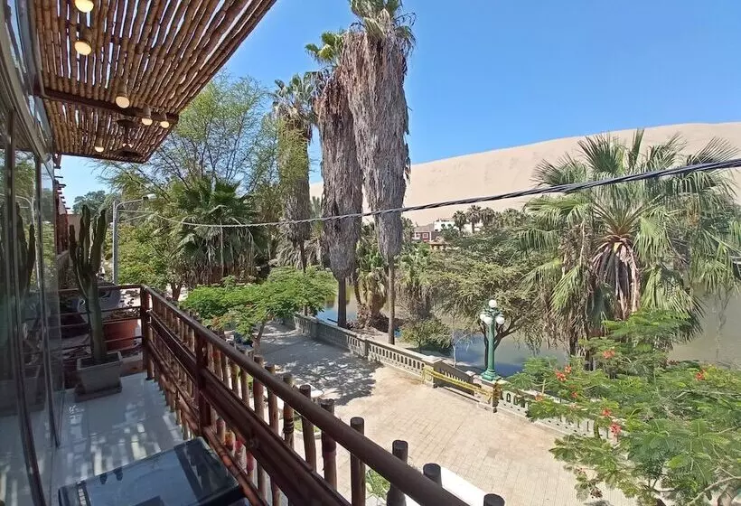 Hostel Sand And Lake