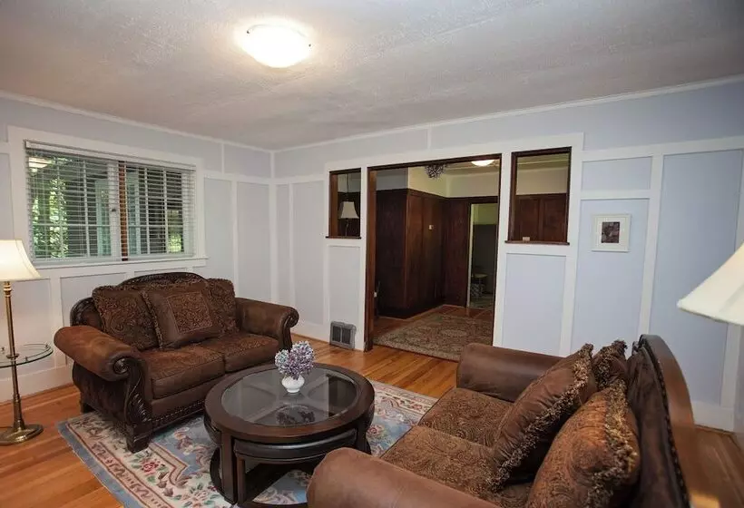 Hotelli Blaylock's Mansion