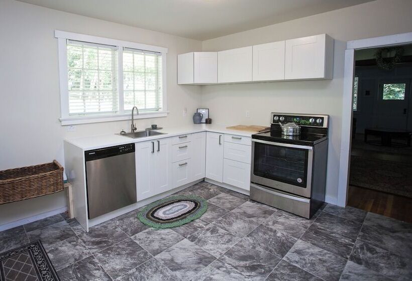 Hotel Blaylock's Mansion