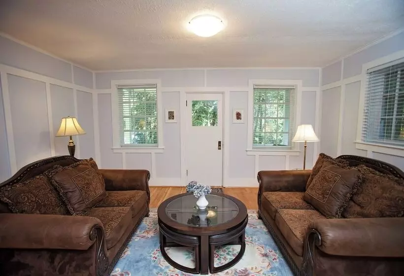 Hotelli Blaylock's Mansion