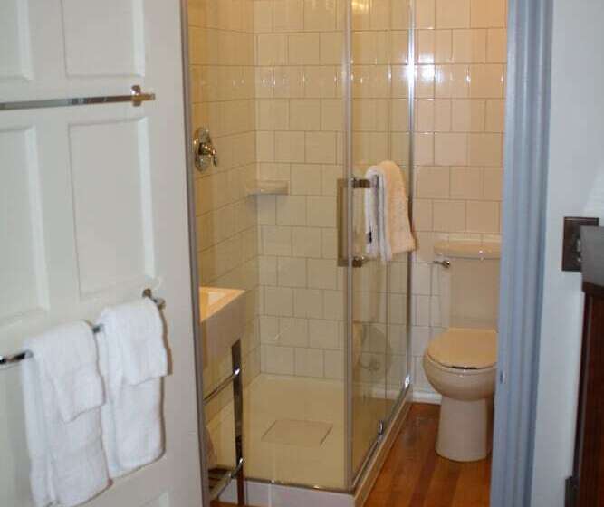 Hotel Blaylock's Mansion