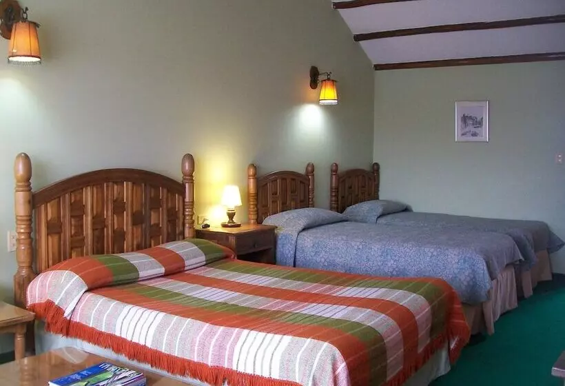 ホテル Cabanas El Porton