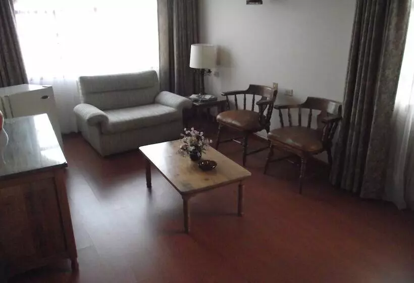 ホテル Cabanas El Porton