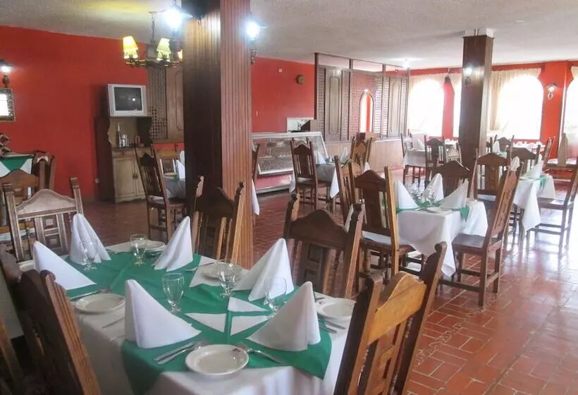 ホテル Cabanas El Porton