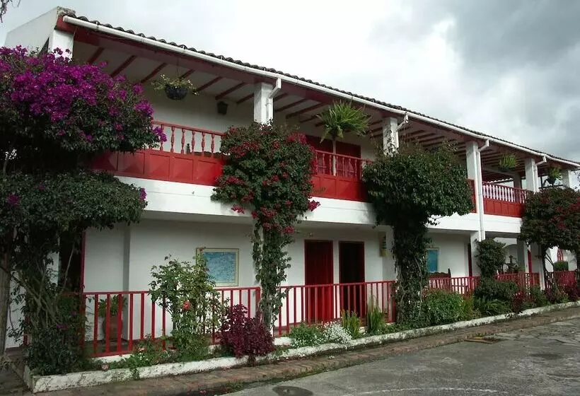 ホテル Cabanas El Porton
