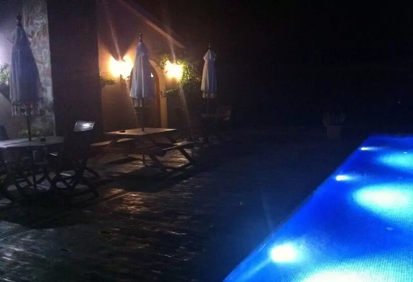 Hotelli Camping Puigcercós