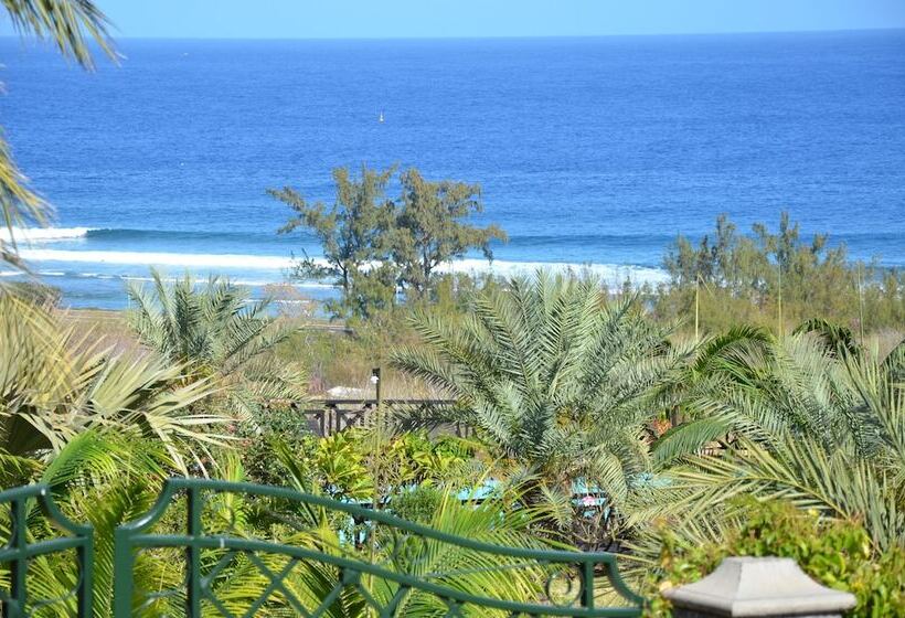 هتل Cases Couleurs