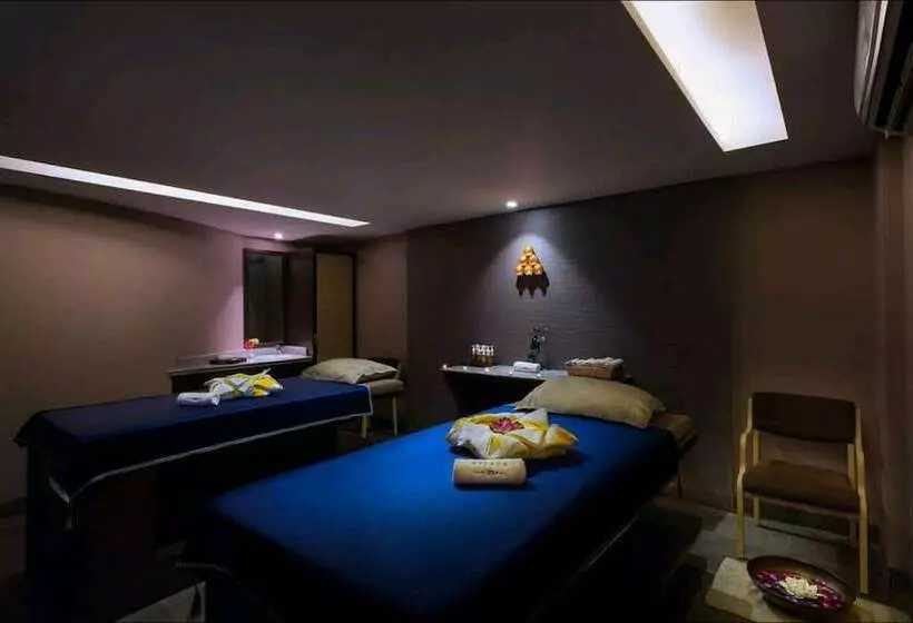 هتل Luxury Aloha Apartments