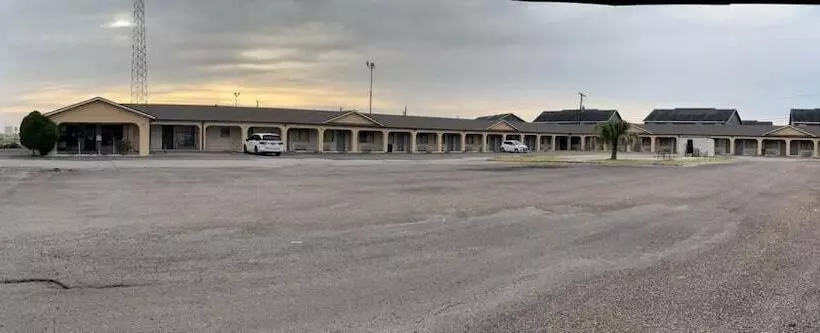 Motelli Executive Inn